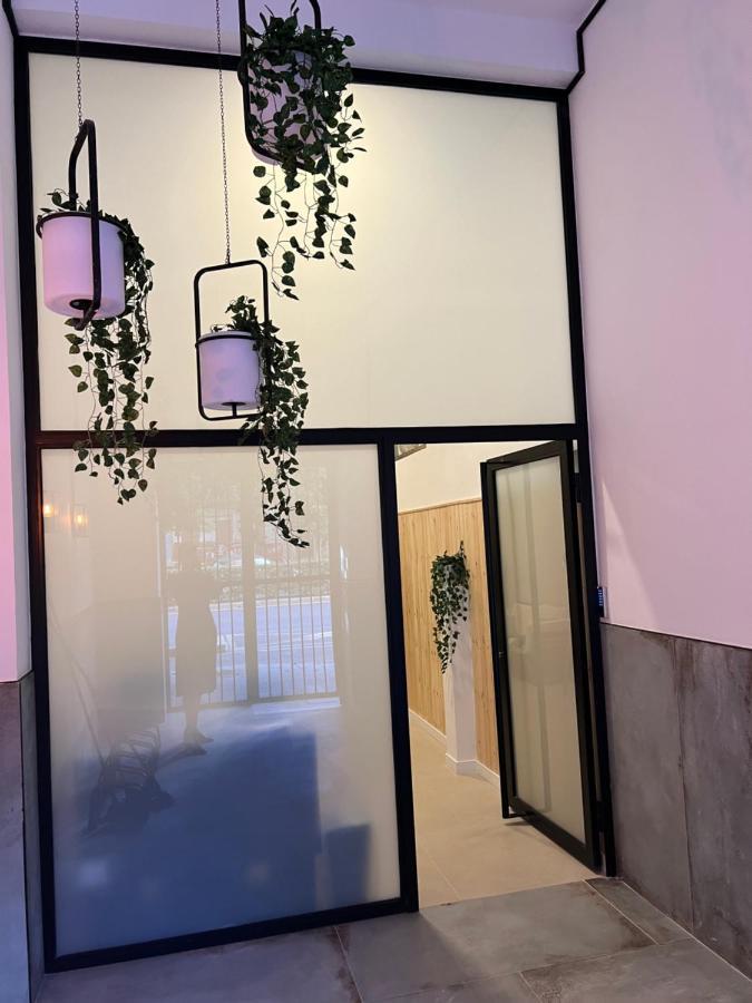 Hotel Nina Mala Walencja Zewnętrze zdjęcie