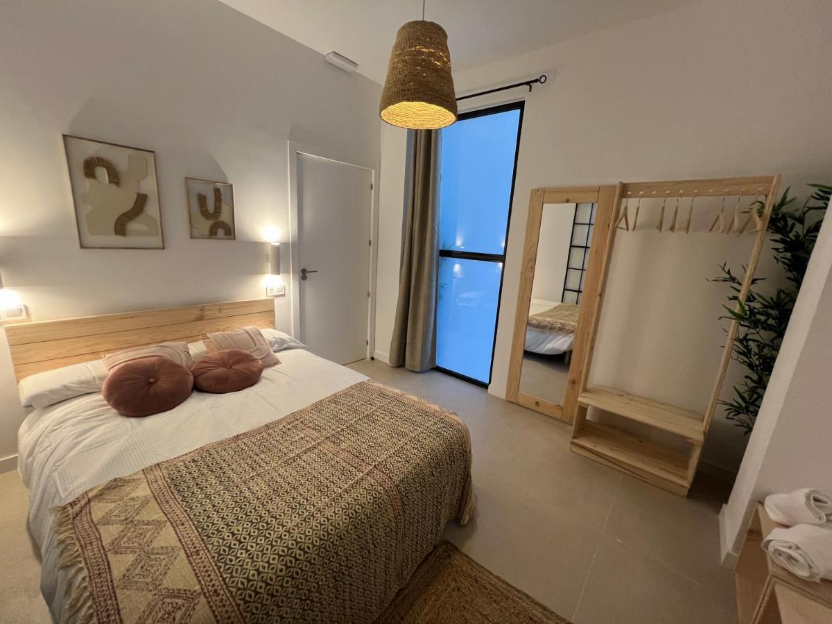 Hotel Nina Mala Walencja Zewnętrze zdjęcie