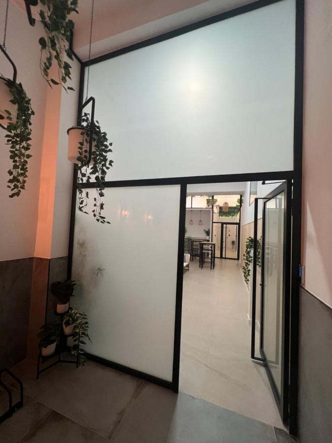 Hotel Nina Mala Walencja Zewnętrze zdjęcie