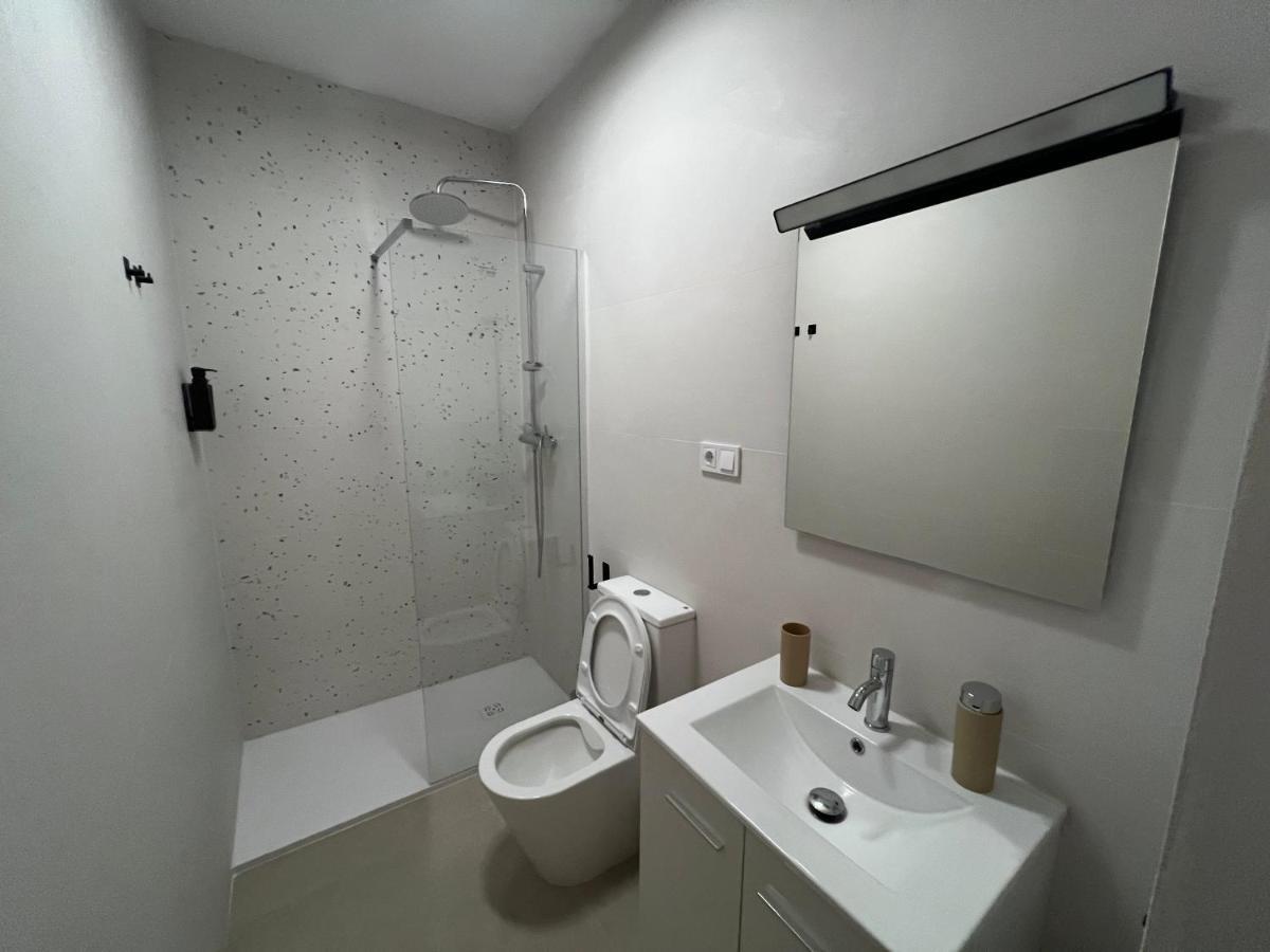 Hotel Nina Mala Walencja Zewnętrze zdjęcie