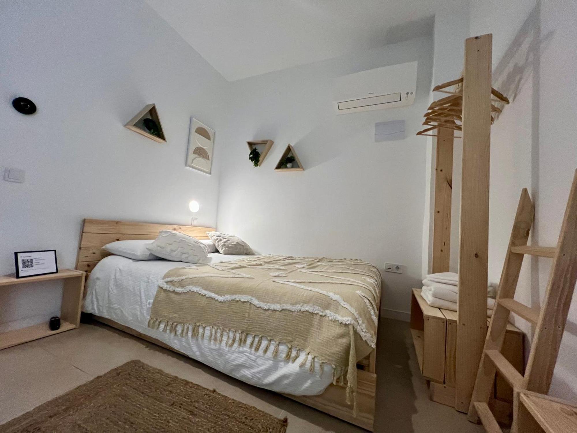 Hotel Nina Mala Walencja Zewnętrze zdjęcie