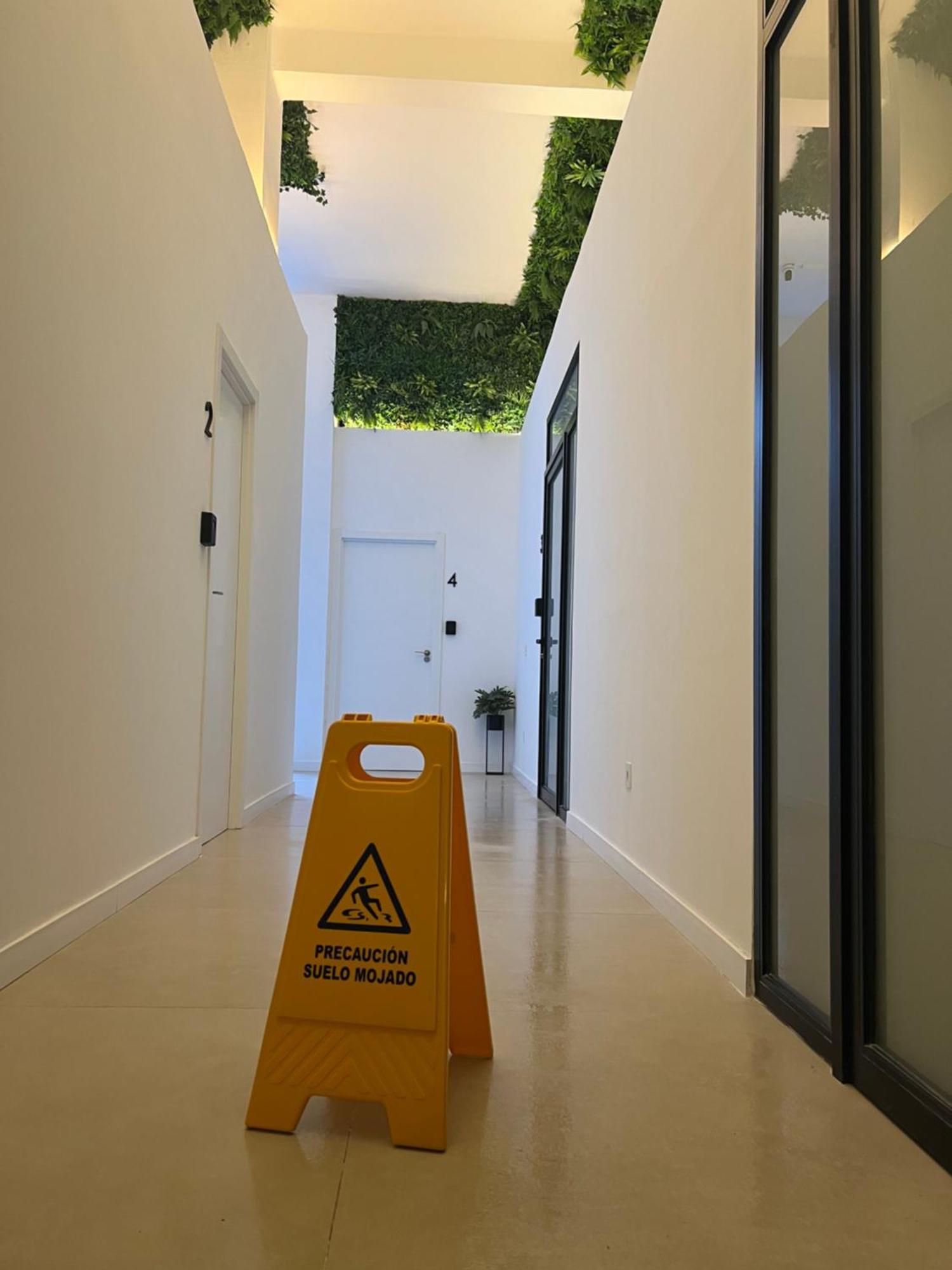 Hotel Nina Mala Walencja Zewnętrze zdjęcie
